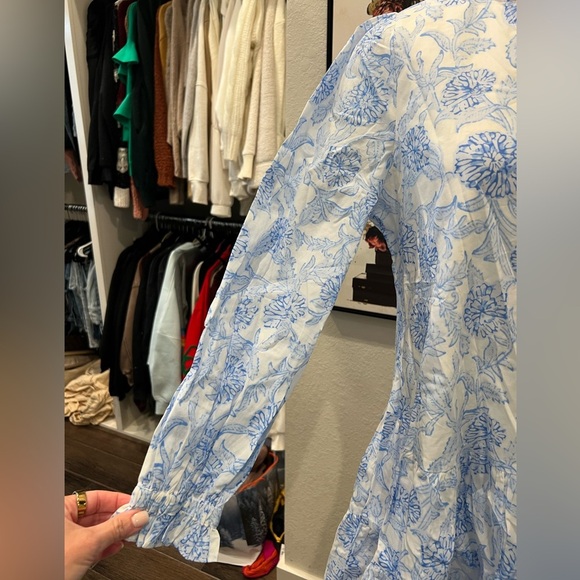 NWT J. Marie Palmer V-Neck long sleeve dress- Blue Floral- Size Small - Picture 6 of 11